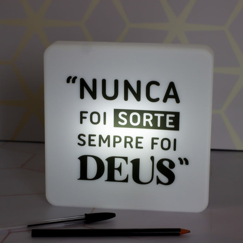 Luminária Slim Box Sempre foi Deus